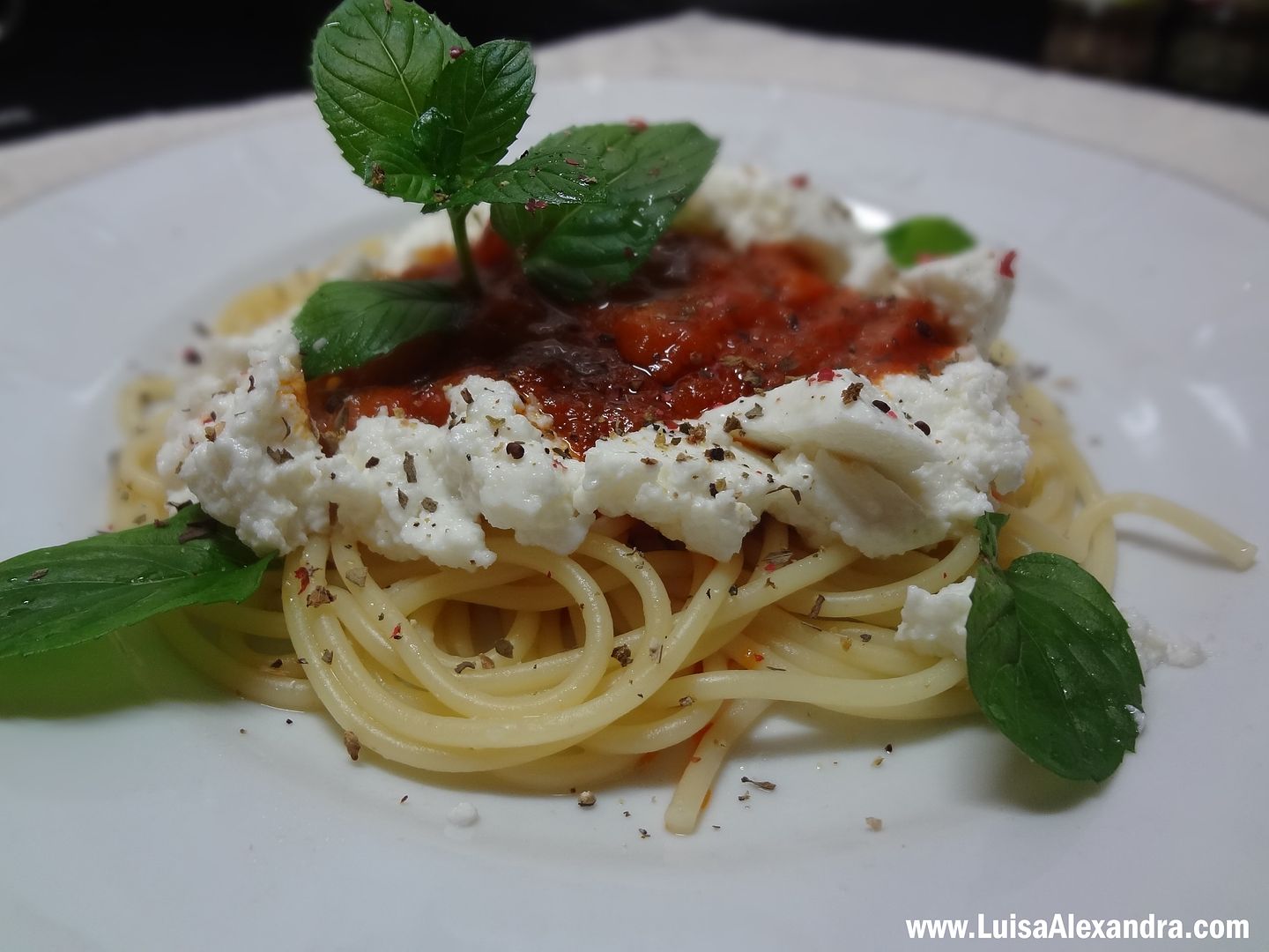 Esparguete com Molho de Tomate GULOSO e Requeij photo DSC09478.jpg