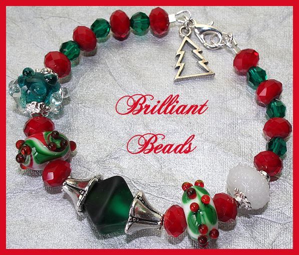 photo RedgreenlampworkXmasbracelet3_zps67ec7db7.jpg