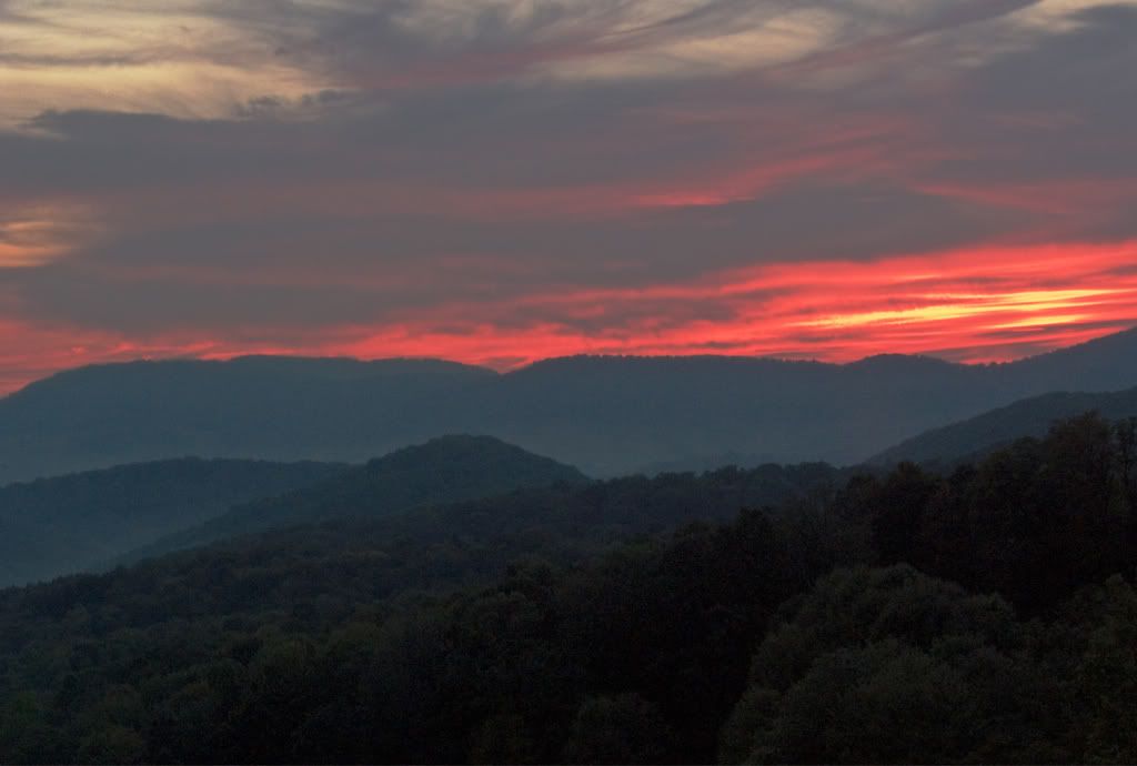 Middle_Mountain_WV_Sunset.jpg