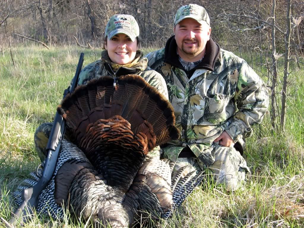 Iowawhitetailcouple1.jpg