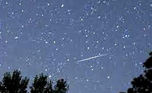 photo meteorshower_zpse46f7089.jpg
