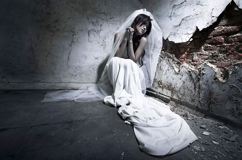 bleedingbride02alonebyddo4.jpg