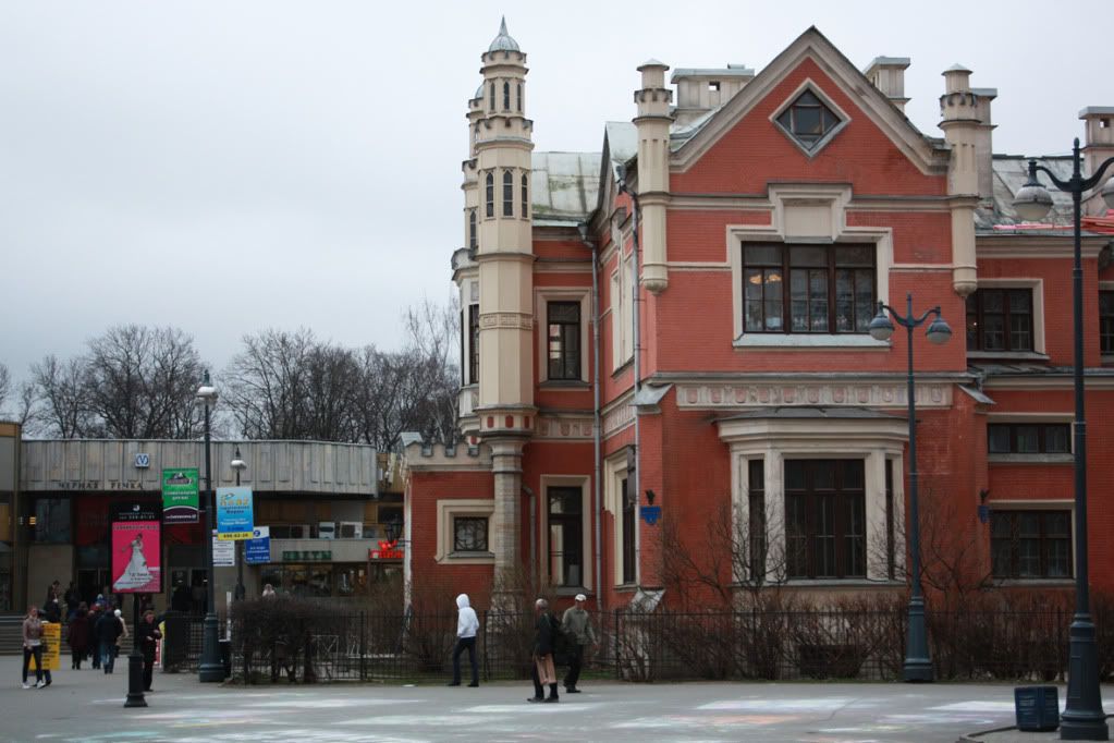 4 мая в Санкт-Петербурге 