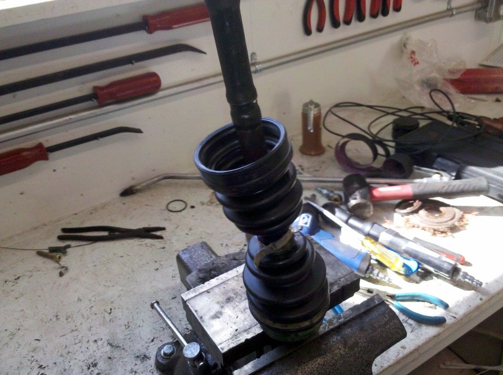 How to change axle boot on honda foreman #3