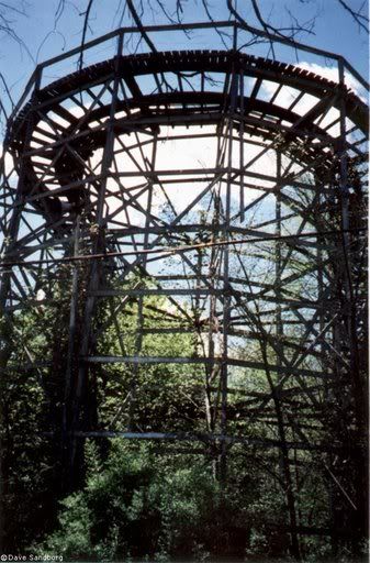 AussiE-media : Abandoned Amusement Parks