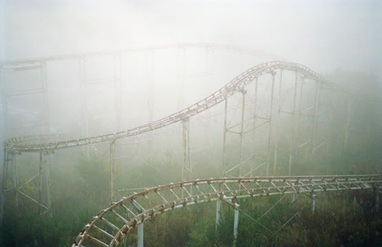 AussiE-media : abandoned japaneese amusement park