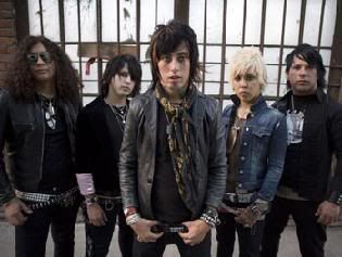 Obrázok “http://i228.photobucket.com/albums/ee56/DefinitionofSuffering/Music/escape_the_fate.jpg” sa nedá zobraziť, pretože obsahuje chyby.