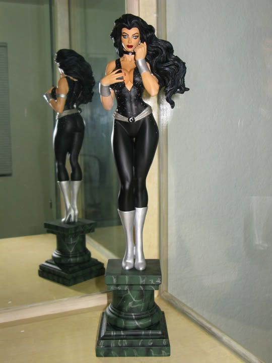 Donna Troy using She Dragon statues Statue Forum
