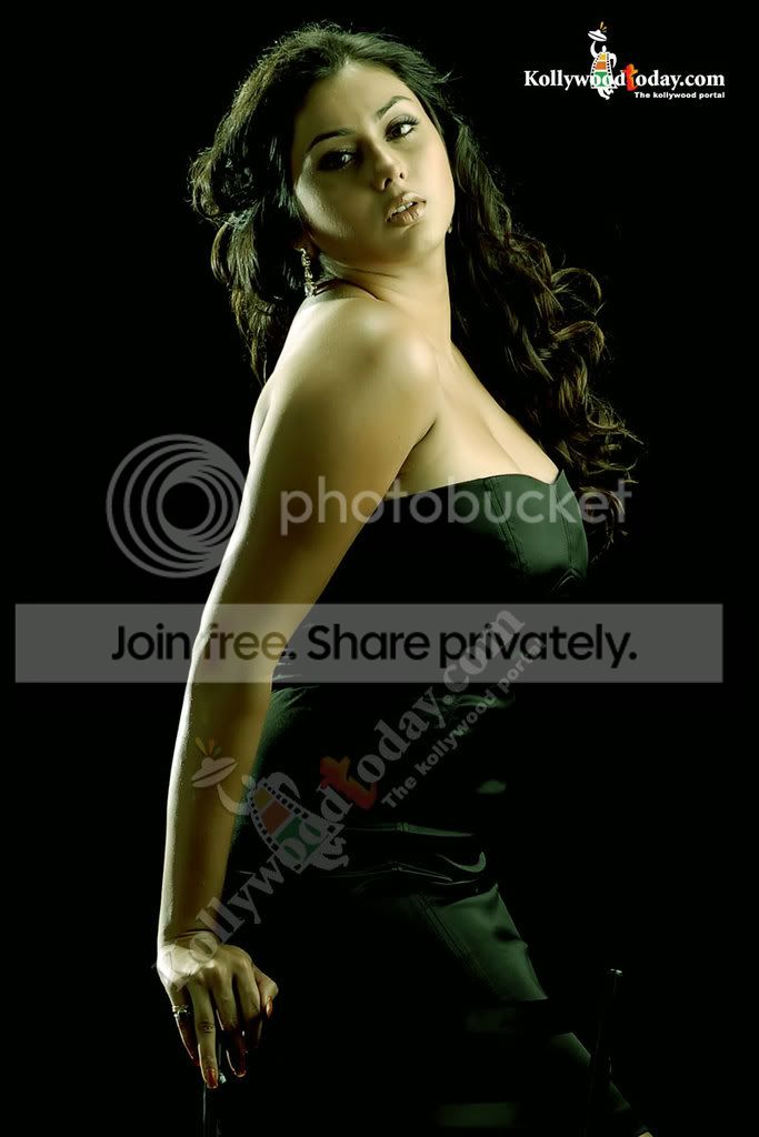 namitha_0015.jpg
