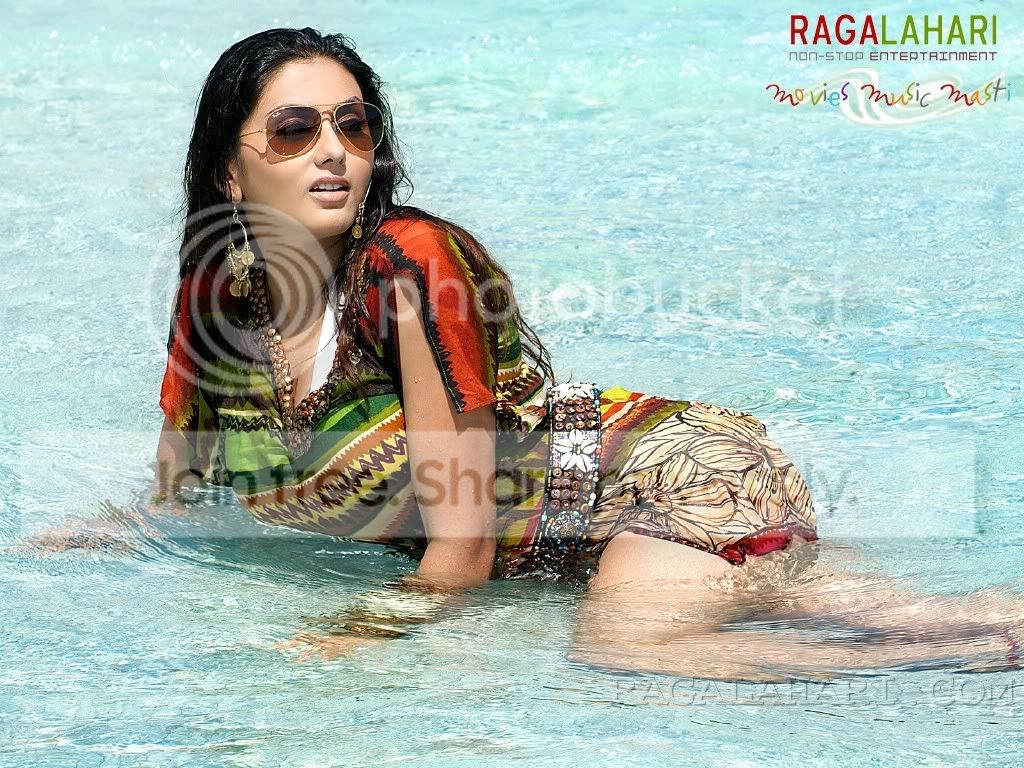 namitha210.jpg