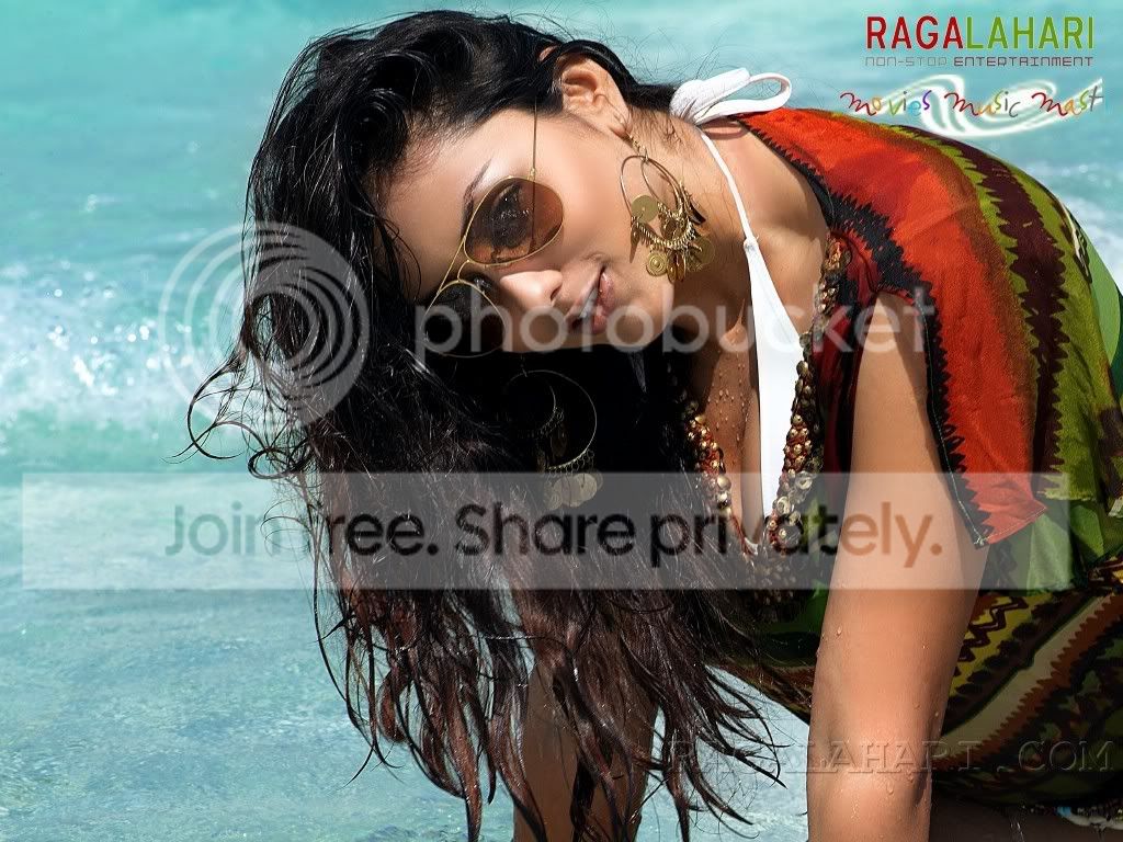 namitha23.jpg