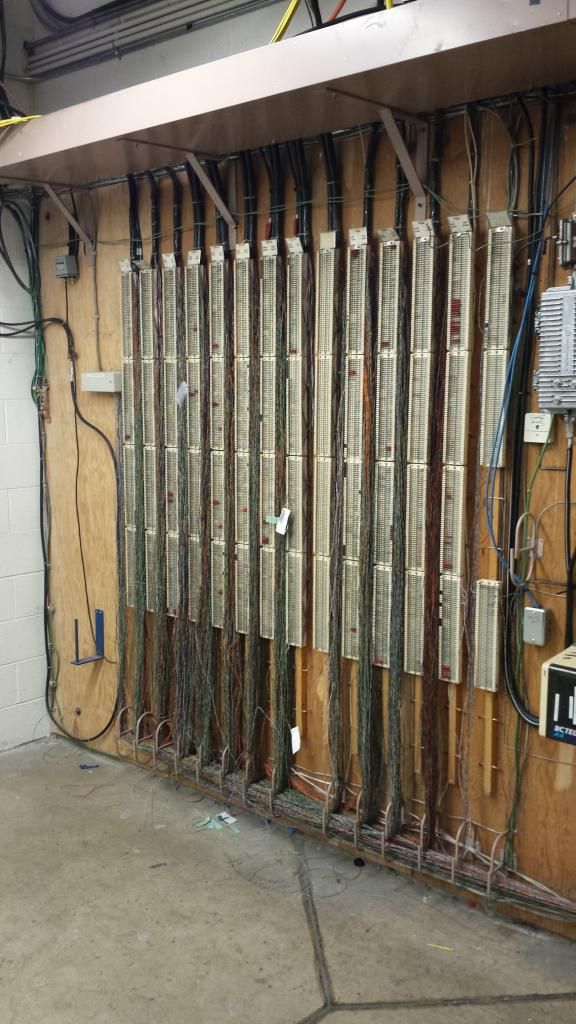 [Linked Image from i228.photobucket.com]